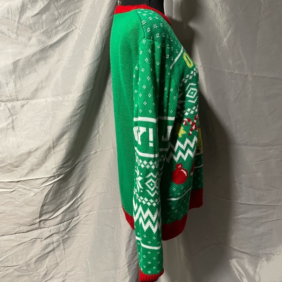 Dr. Seuss Green Grinch Crewneck Sweater ❤️💚 - Picture 2 of 8